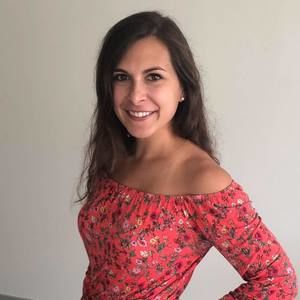 Meet your Posher, Dana